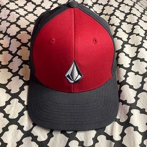 Volcom Grey And Red Flex Fit Hat 